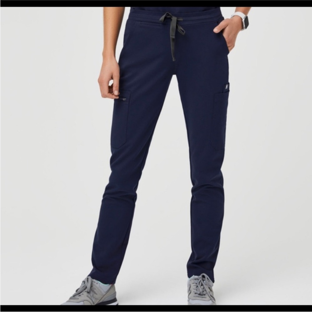 Figs M Navy Yola pants EUC
